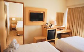 Star Hotel Semarang 4*